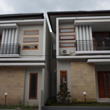 Cemara Homestay Jogja Yogyakarta Esterno foto